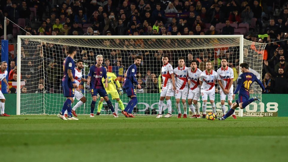 صور مباراة : برشلونة - ألافيس 2-1 ( 28-01-2018 )  67977739