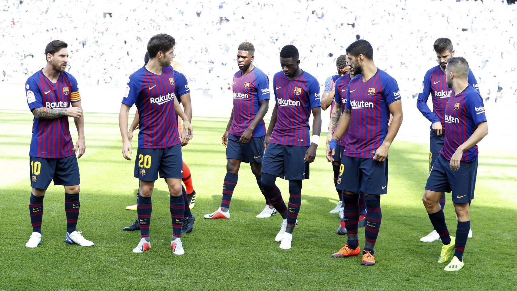 صور مباراة : ريال سوسيداد - برشلونة 1-2 ( 15-09-2018 ) 98623854