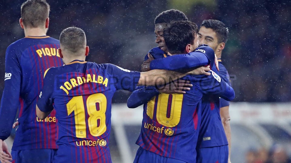 صور مباراة : ريال سوسيداد - برشلونة 2-4 ( 14-01-2018 )  66254452