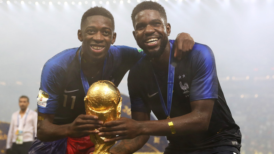 ousmane dembele equipe de france l 201 quipe de france de samuel umtiti et ousmane demb 233 l 233 ousmane dembele equipe de france l 201 quipe de france de samuel umtiti et ousmane demb 233 l 233
