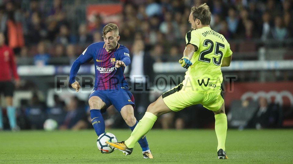 صور مباراة : برشلونة - ايبار 6-1 ( 20-09-2017 )  54811264