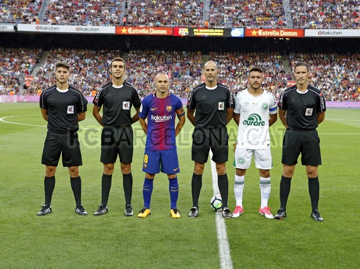 صور مباراة : برشلونة - شابيكوينسي 5-0 ( 07-08-2017 )  51734406
