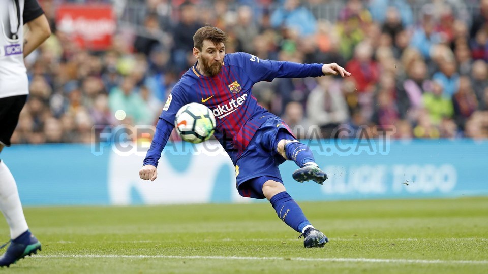 صور مباراة : برشلونة - فالنسيا 2-1 ( 14-04-2018 )  78356874