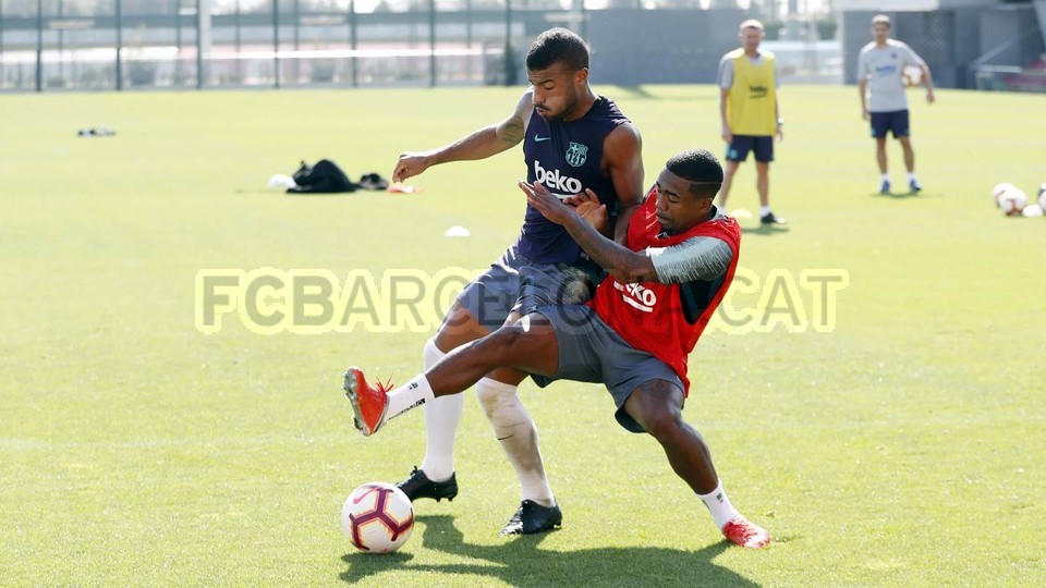 تدريبات مكثفة في برشلونة استعداداً لمباراة الأحد ضد جيرونا 21-09-2018 99246988