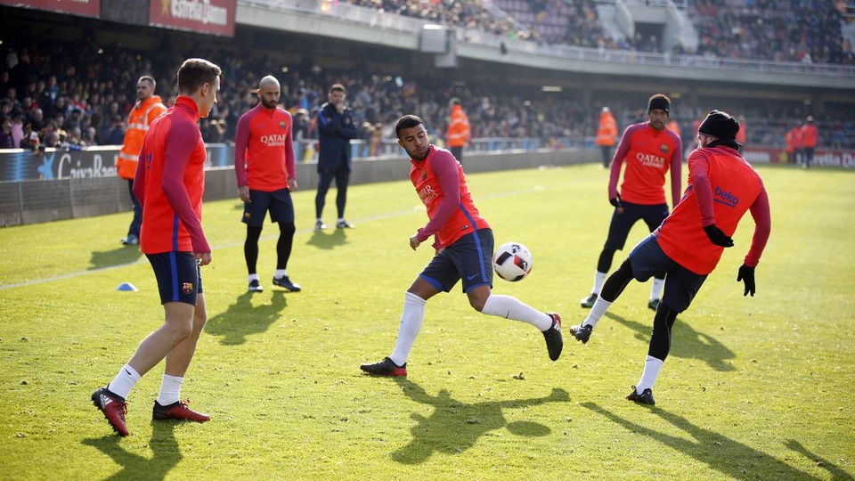 tenue de foot FC Barcelona Entraînement tenue de foot FC Barcelona Entraînement