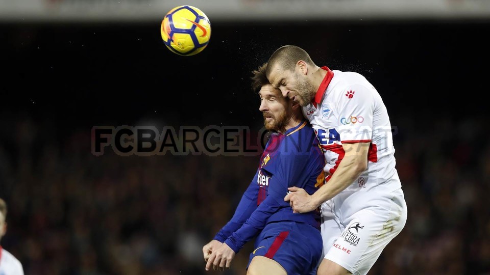 صور مباراة : برشلونة - ألافيس 2-1 ( 28-01-2018 )  67959986