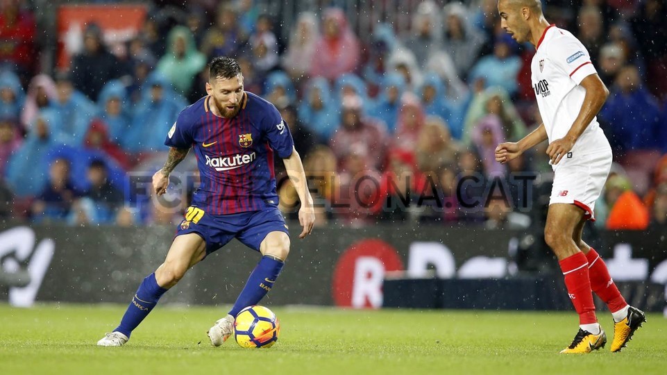 صور مباراة : برشلونة - اشبيلية 2-1 ( 11-04-2017 )  59200690