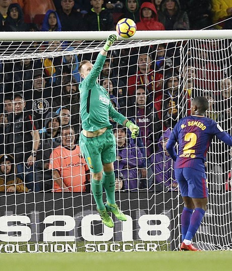 صور مباراة : برشلونة - اشبيلية 2-1 ( 11-04-2017 )  59200696
