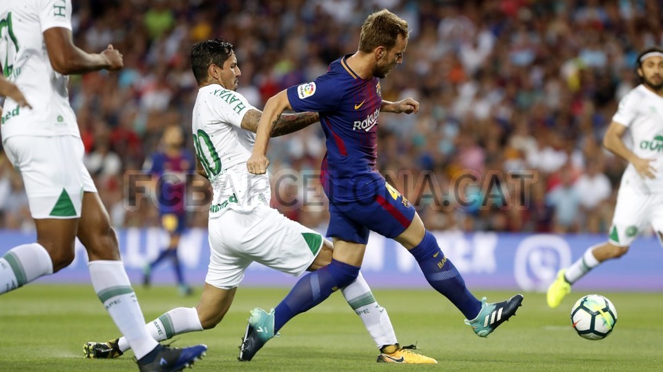 صور مباراة : برشلونة - شابيكوينسي 5-0 ( 07-08-2017 )  51734464