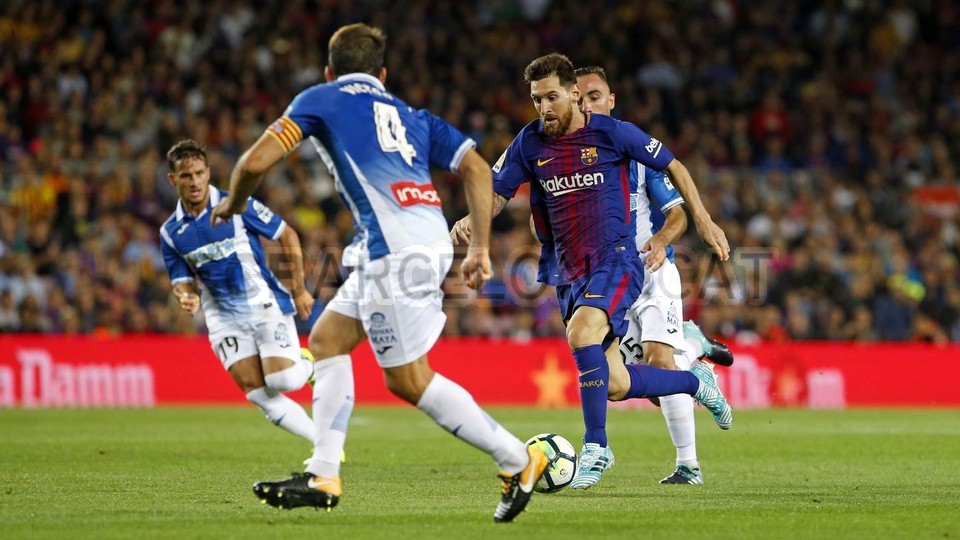 صور مباراة : برشلونة - اسبانيول 5-0 ( 09-09-2017 )  53950404