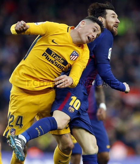 صور مباراة : برشلونة - أتلتيكو مدريد 1-0 ( 04-03-2018 )  72408270