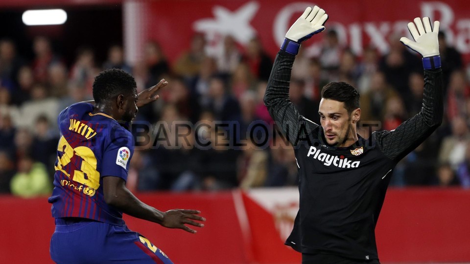 صور مباراة : إشبيلية - برشلونة 2-2 ( 31-03-2018 )  76379088
