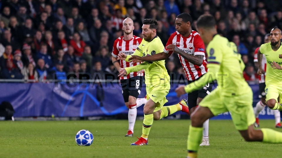 صور مباراة : PSV إندهوفن - برشلونة 1-2 ( 28-11-2018 ) 103517405