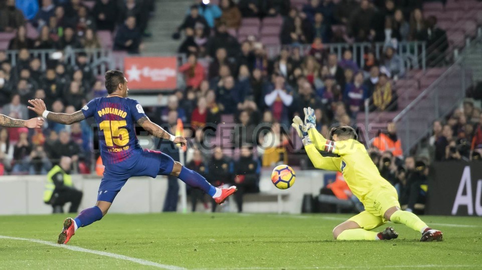 صور مباراة : برشلونة - ألافيس 2-1 ( 28-01-2018 )  67978461