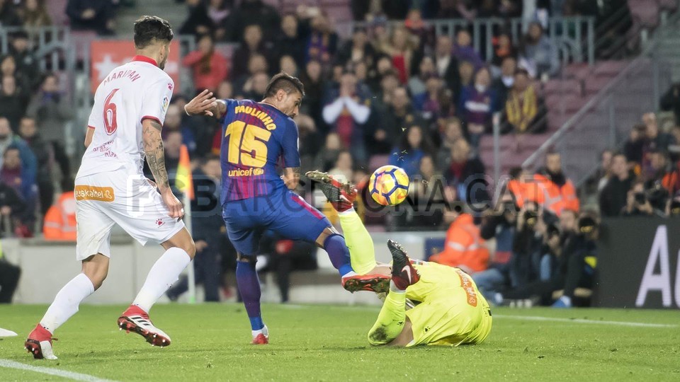 صور مباراة : برشلونة - ألافيس 2-1 ( 28-01-2018 )  67978467