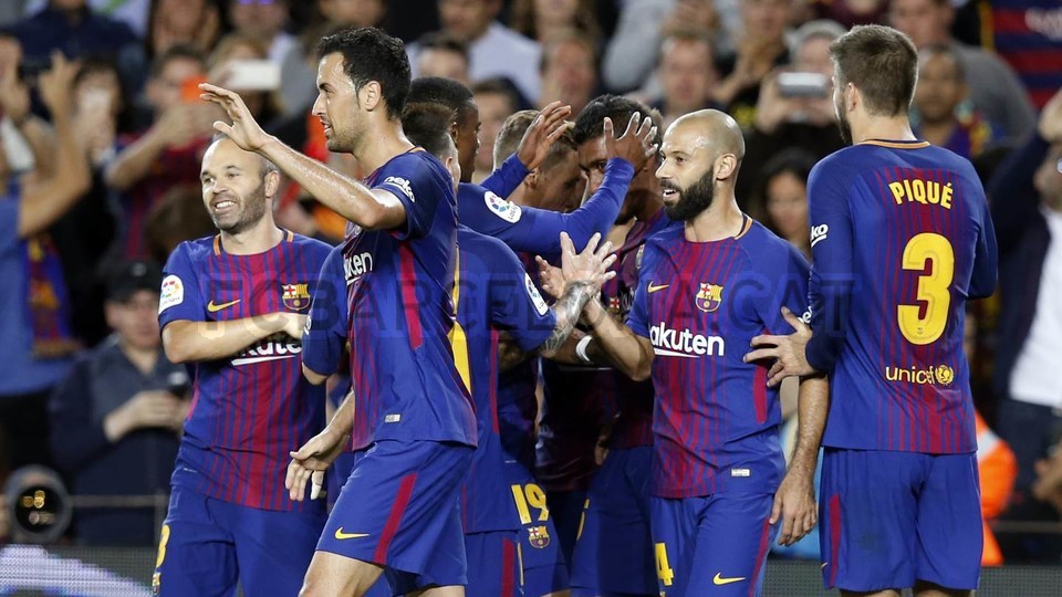 صور مباراة : برشلونة - ايبار 6-1 ( 20-09-2017 )  54805271