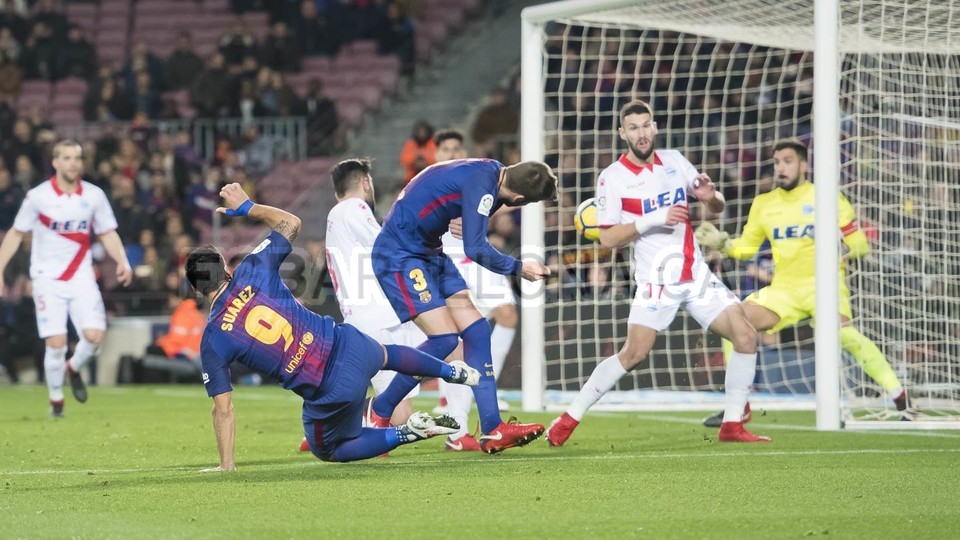 صور مباراة : برشلونة - ألافيس 2-1 ( 28-01-2018 )  67978479