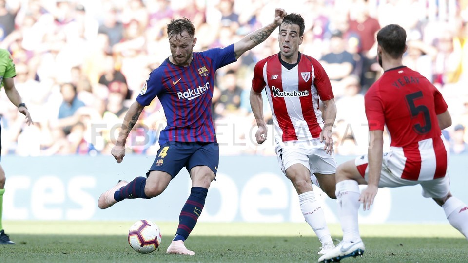 صور مباراة : برشلونة - أتلتيكو بلباو 1-1- ( 29-09-2018 )  100193012
