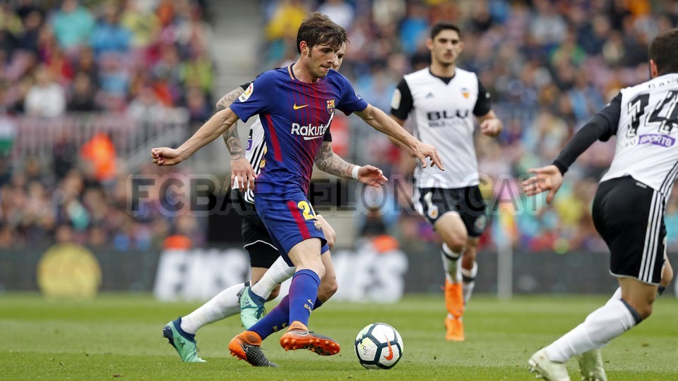صور مباراة : برشلونة - فالنسيا 2-1 ( 14-04-2018 )  78331386