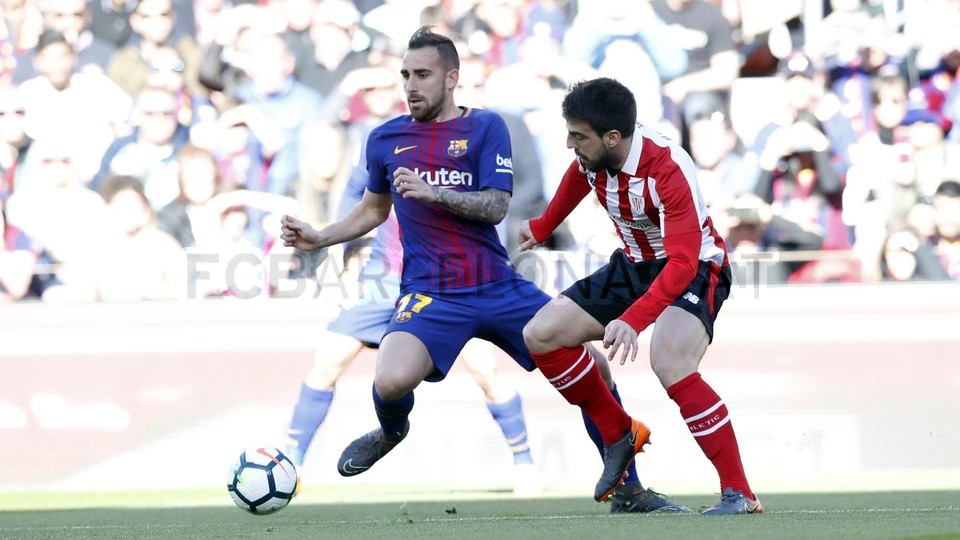 صور مباراة : برشلونة - أتلتيكو بلباو 2-0 ( 18--.3-2018 )  74457599