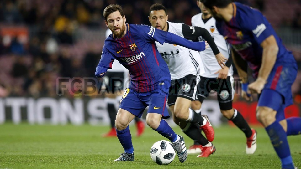 صور مباراة : برشلونة - فالنسيا 1-0 ( 01-02-2018 ) 68424963