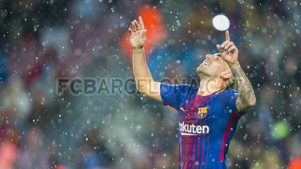 صور مباراة : برشلونة - اشبيلية 2-1 ( 11-04-2017 )  59200545