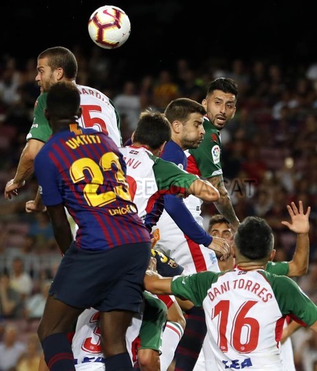 صور مباراة : برشلونة - ألافيس 3-0 ( 18-08-2018 ) 96257320