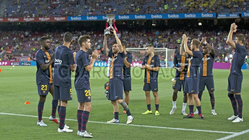 صور مباراة : برشلونة - ألافيس 3-0 ( 18-08-2018 ) 96204338