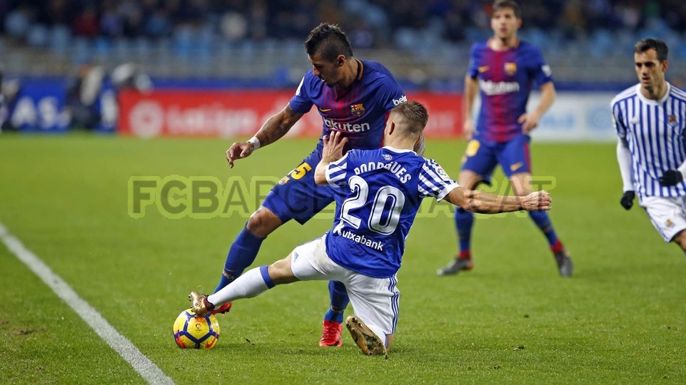 صور مباراة : ريال سوسيداد - برشلونة 2-4 ( 14-01-2018 )  66253619
