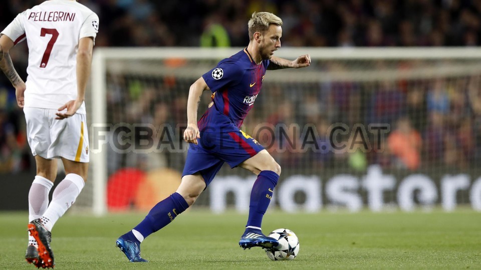 صور مباراة : برشلونة - روما 4-1 ( 04-04-2018 )  76891962