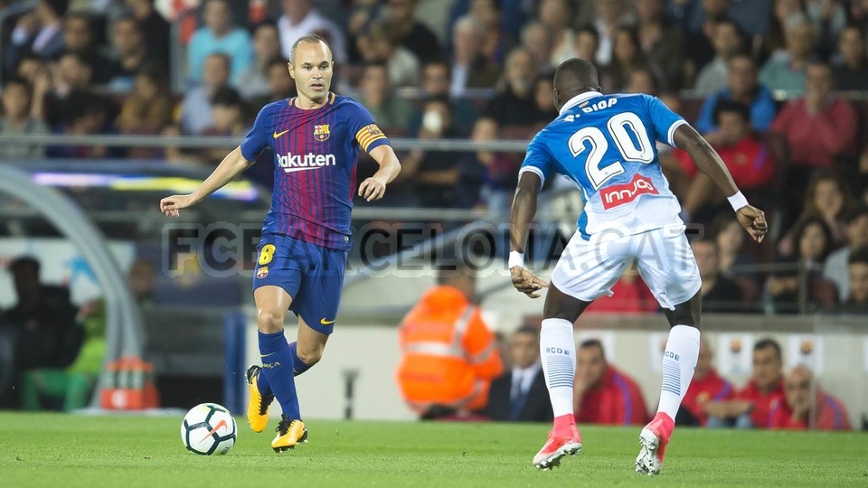 صور مباراة : برشلونة - اسبانيول 5-0 ( 09-09-2017 )  53957894