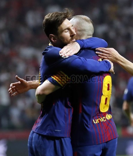صور مباراة : برشلونة - إشبيلية 5-0 ( 21-04-2018 )  79830845