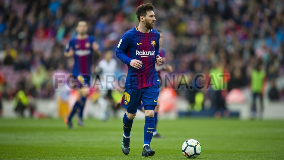 صور مباراة : برشلونة - فالنسيا 2-1 ( 14-04-2018 )  78356287
