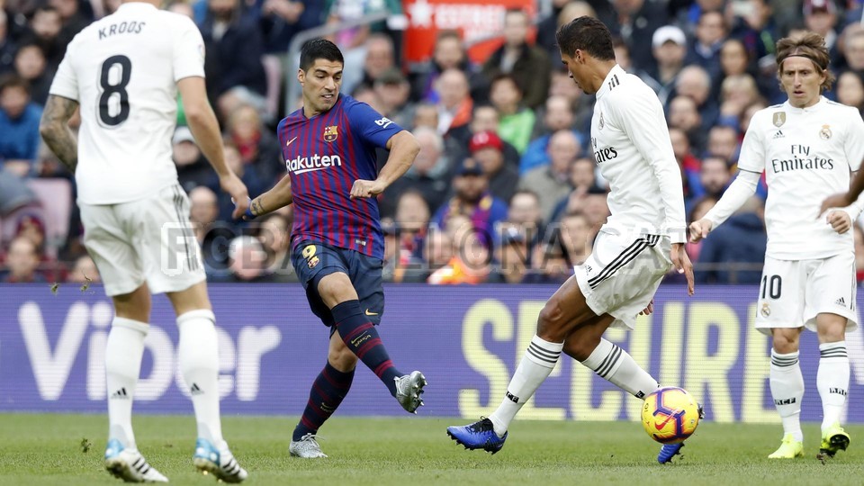 صور مباراة : برشلونة - ريال مدريد 5-1 ( 28-10-2018 )  101708351