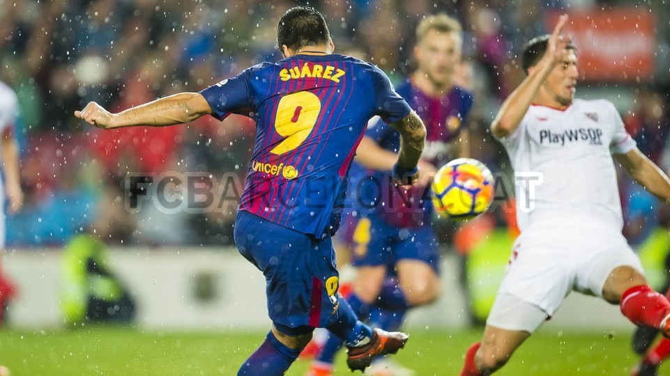 صور مباراة : برشلونة - اشبيلية 2-1 ( 11-04-2017 )  59200581