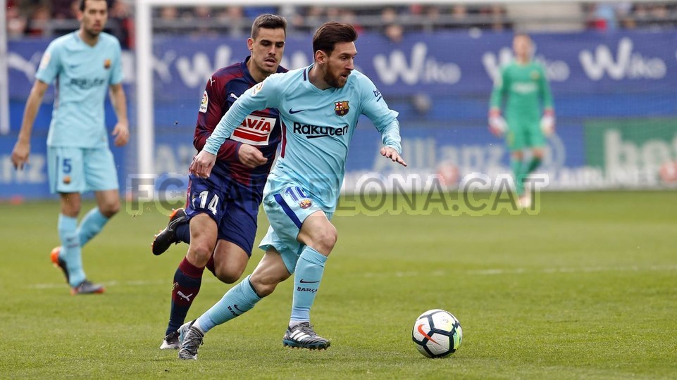 صور مباراة : ايبار - برشلونة 0-2 ( 17-02-2018 )  70336263