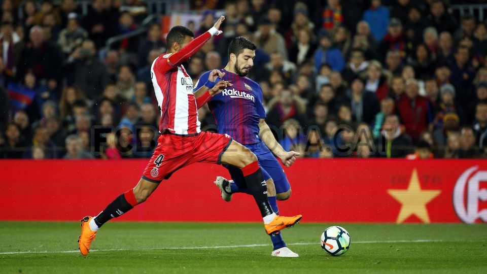 صور مباراة : برشلونة - جيرونا 6-1 ( 24-02-2018 )  71371337