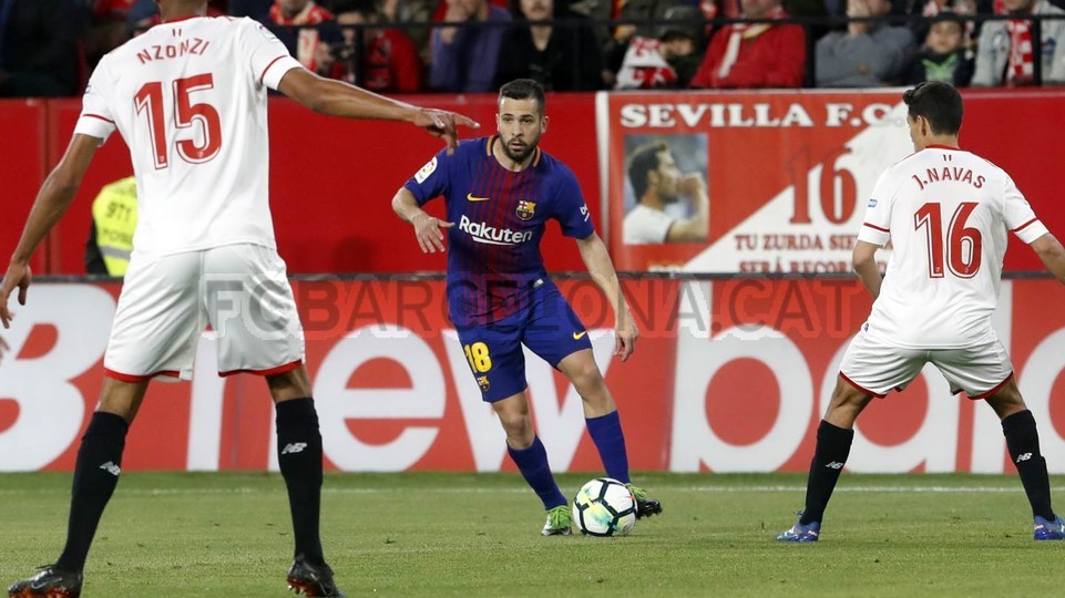 صور مباراة : إشبيلية - برشلونة 2-2 ( 31-03-2018 )  76273482