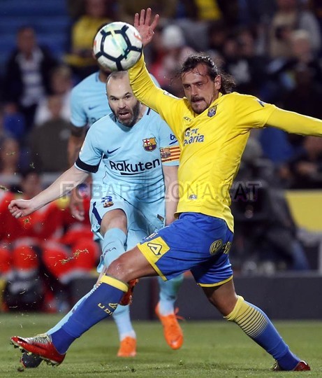 صور مباراة : لاس بالماس - برشلونة 1-1 ( 01-03-2018 )  72154444