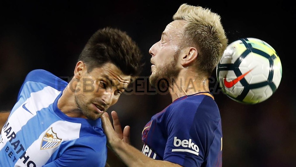 صور مباراة : برشلونة - ملقا 2-0 ( 21-10-2017 )  58009932