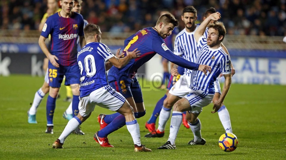 صور مباراة : ريال سوسيداد - برشلونة 2-4 ( 14-01-2018 )  66253649
