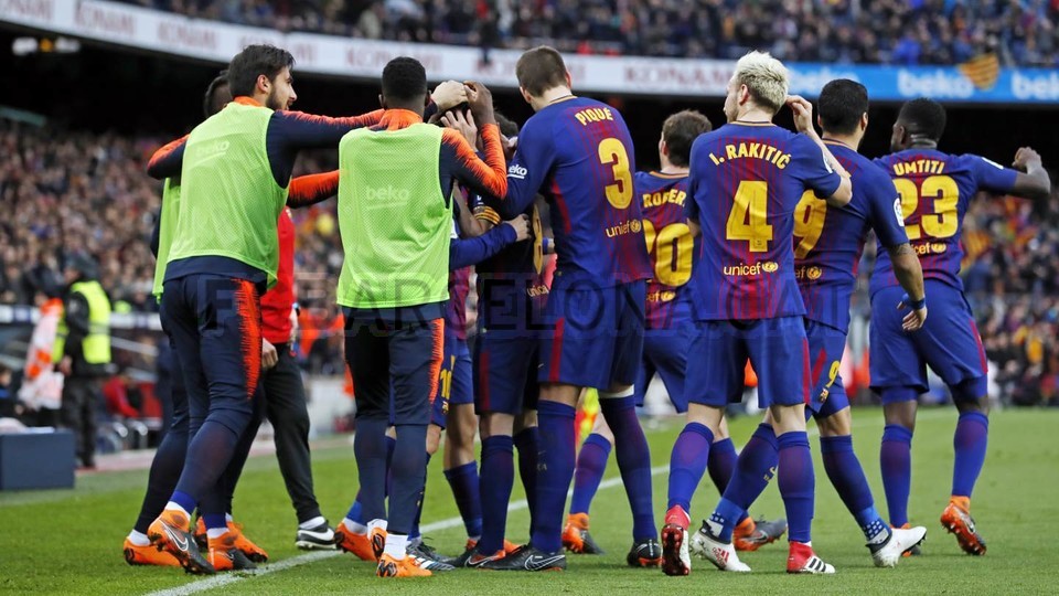 صور مباراة : برشلونة - أتلتيكو مدريد 1-0 ( 04-03-2018 )  72366679