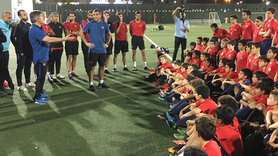 فريق برشلونة تحت 13 سنة يحل بالإمارات للمشاركة في كأس القارات 70966108